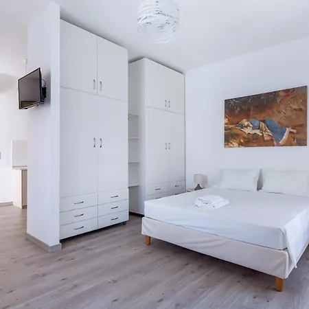 Andromachi * 스코펠로스 타운